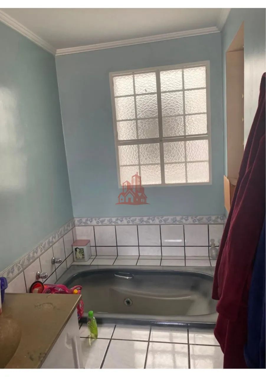 Sobrado à Venda com Piscina no Centro de Jandira - Foto 4