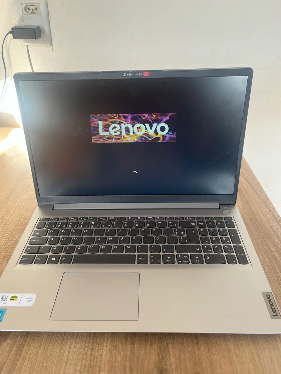 NOTEBOOK LENOVO  - Foto 4