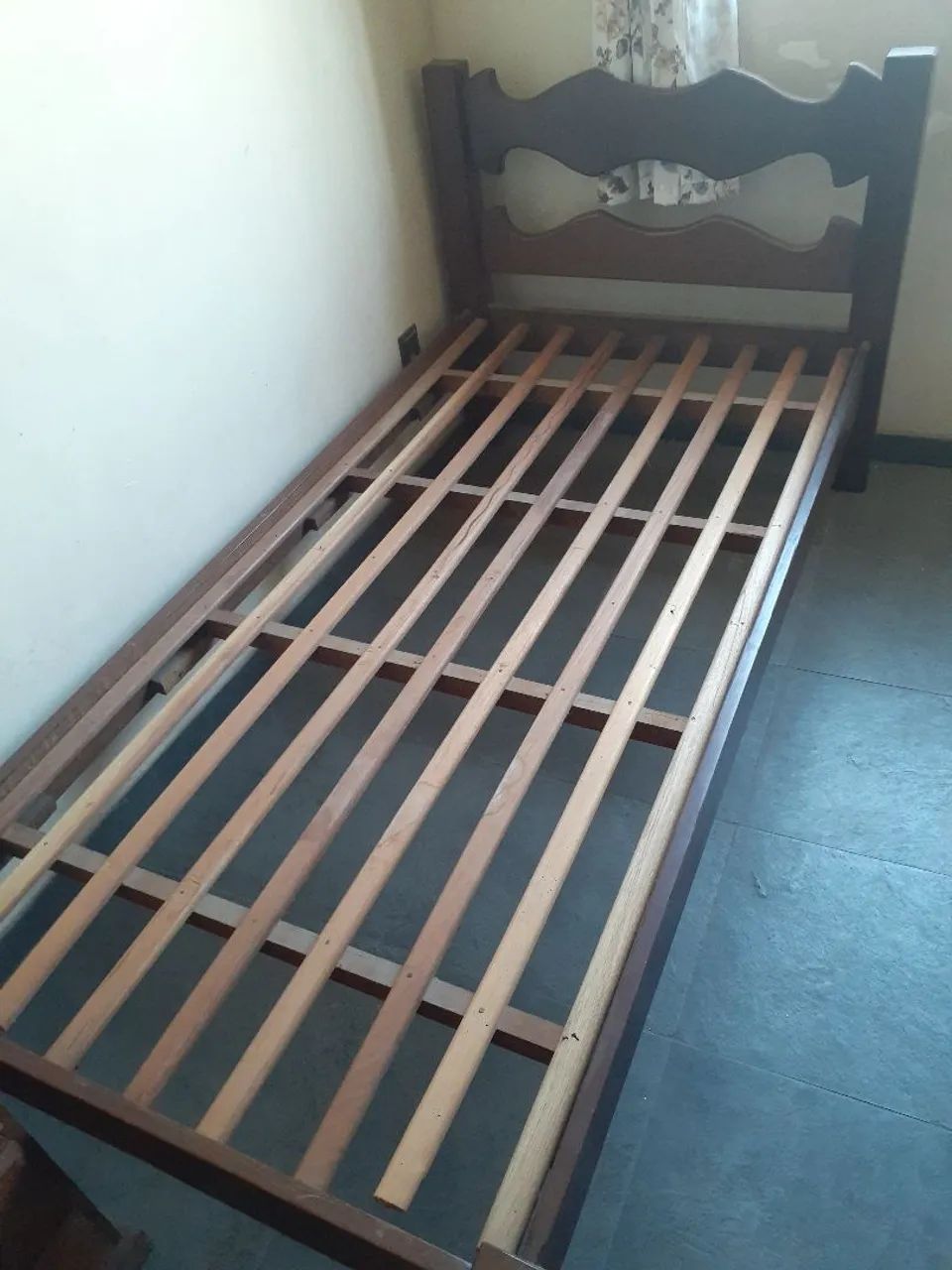 Cama de solteiro madeira sucupira  - Foto 2