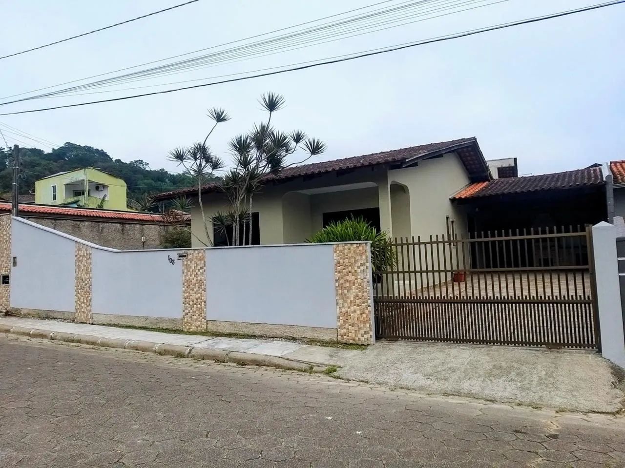 Casa a venda 