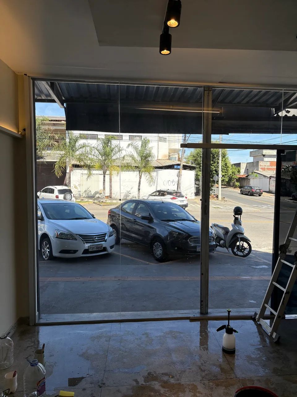 Aplicação de películas automotivas e residenciais  - Foto 2