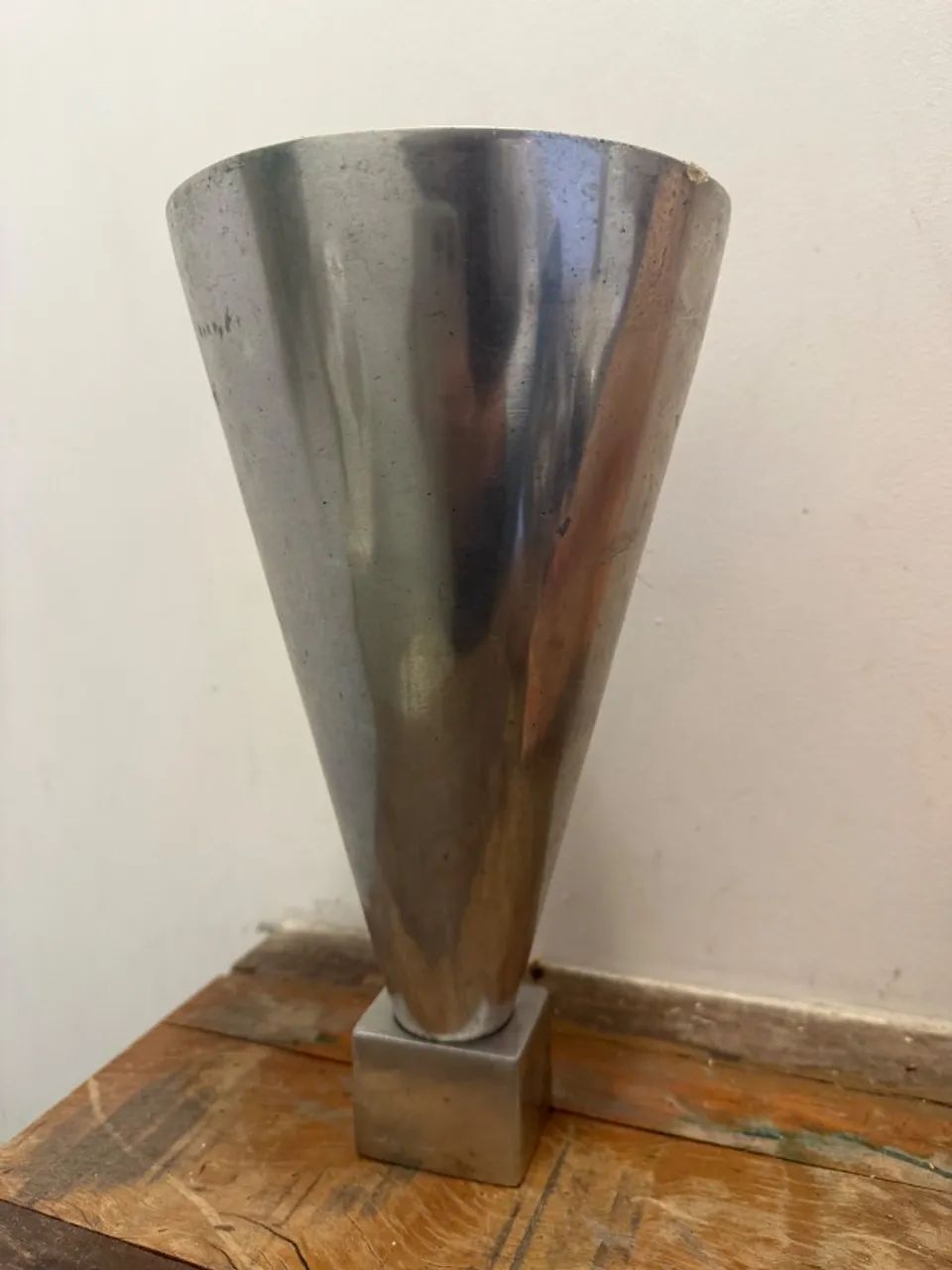 Vaso de aço fundido