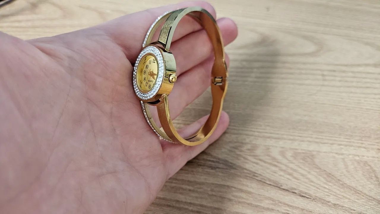 Relógio feminino em aço inoxidável  - Foto 3