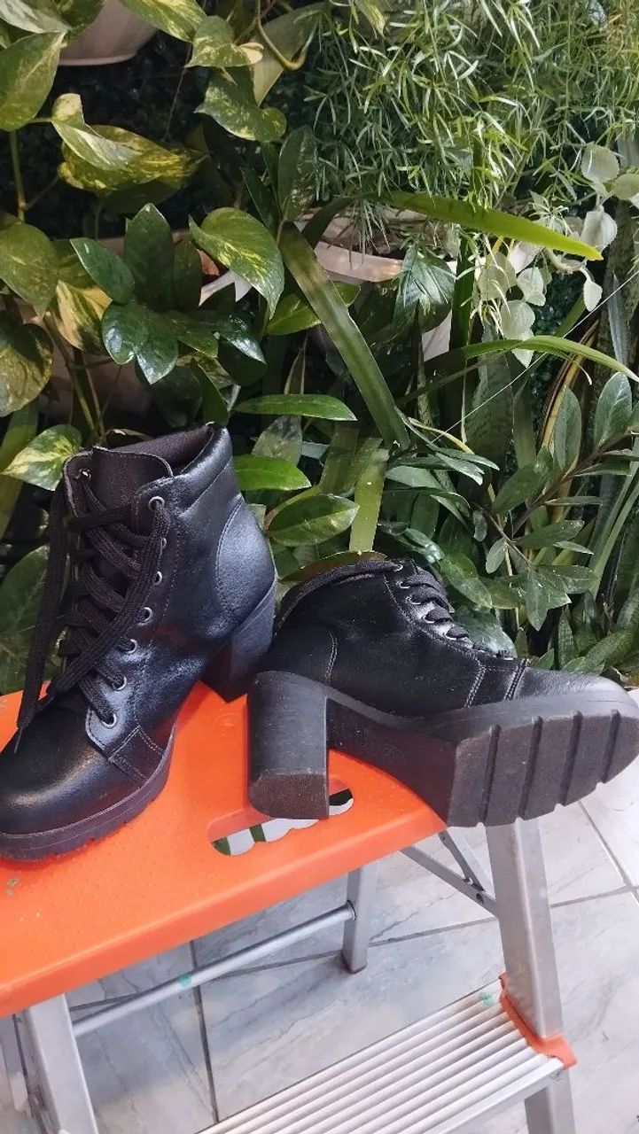 BOTA CANO  - Foto 3