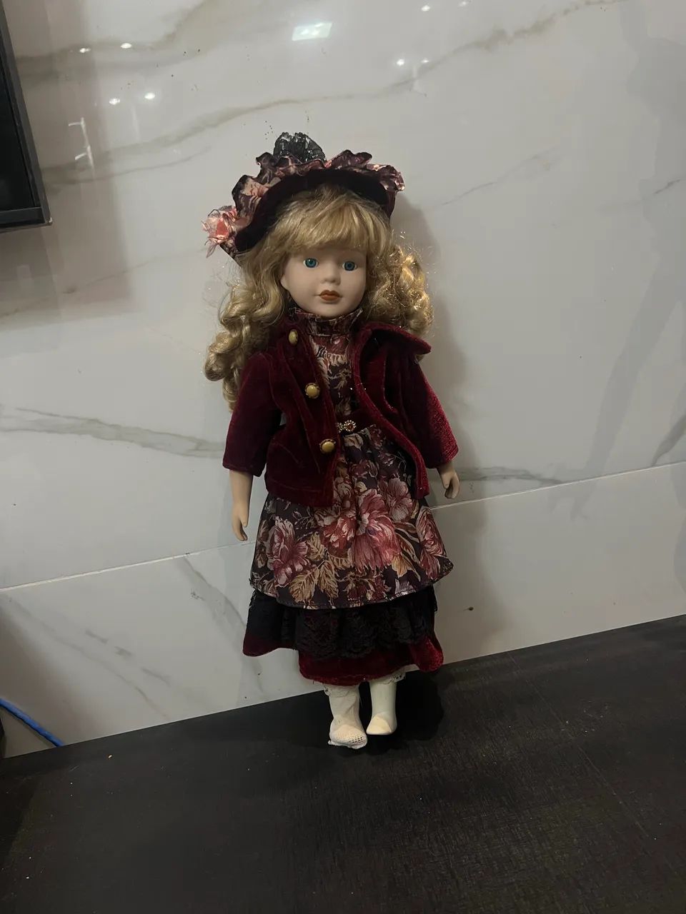 boneca porcelana 