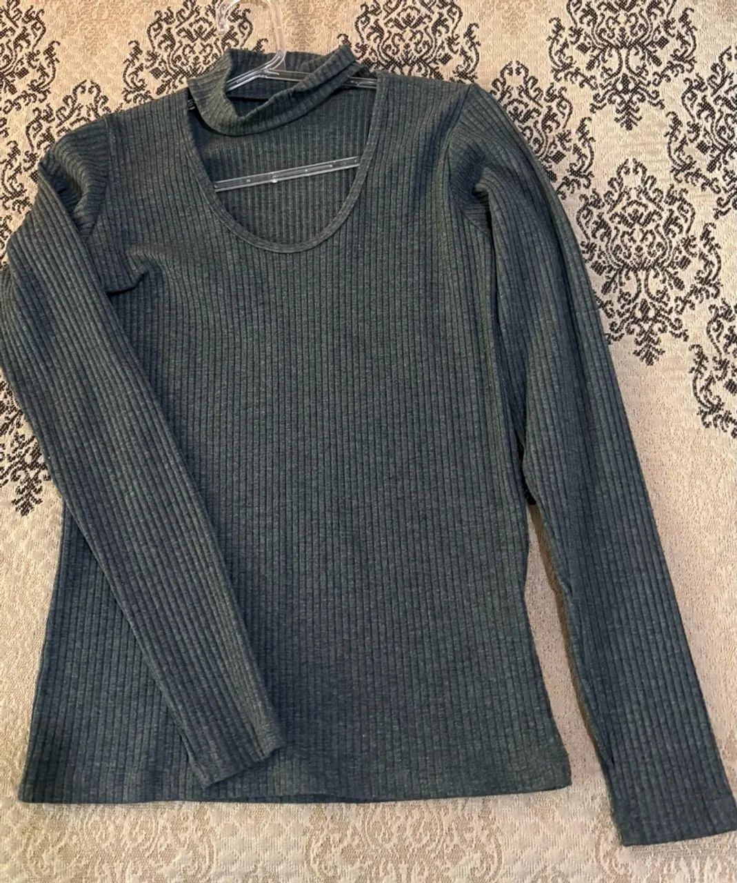Blusa cinza claro - Tamanho M