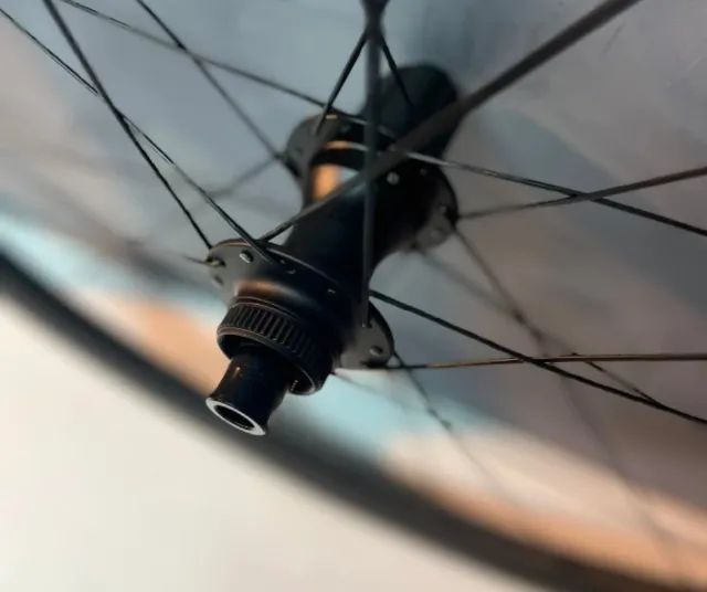 RODAS BONTRAGER ELITE 35 DISC - Foto 3