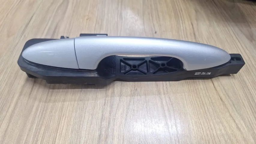 Maçaneta Externa D.d Hb20 - Peças para carros, vans e utilitários