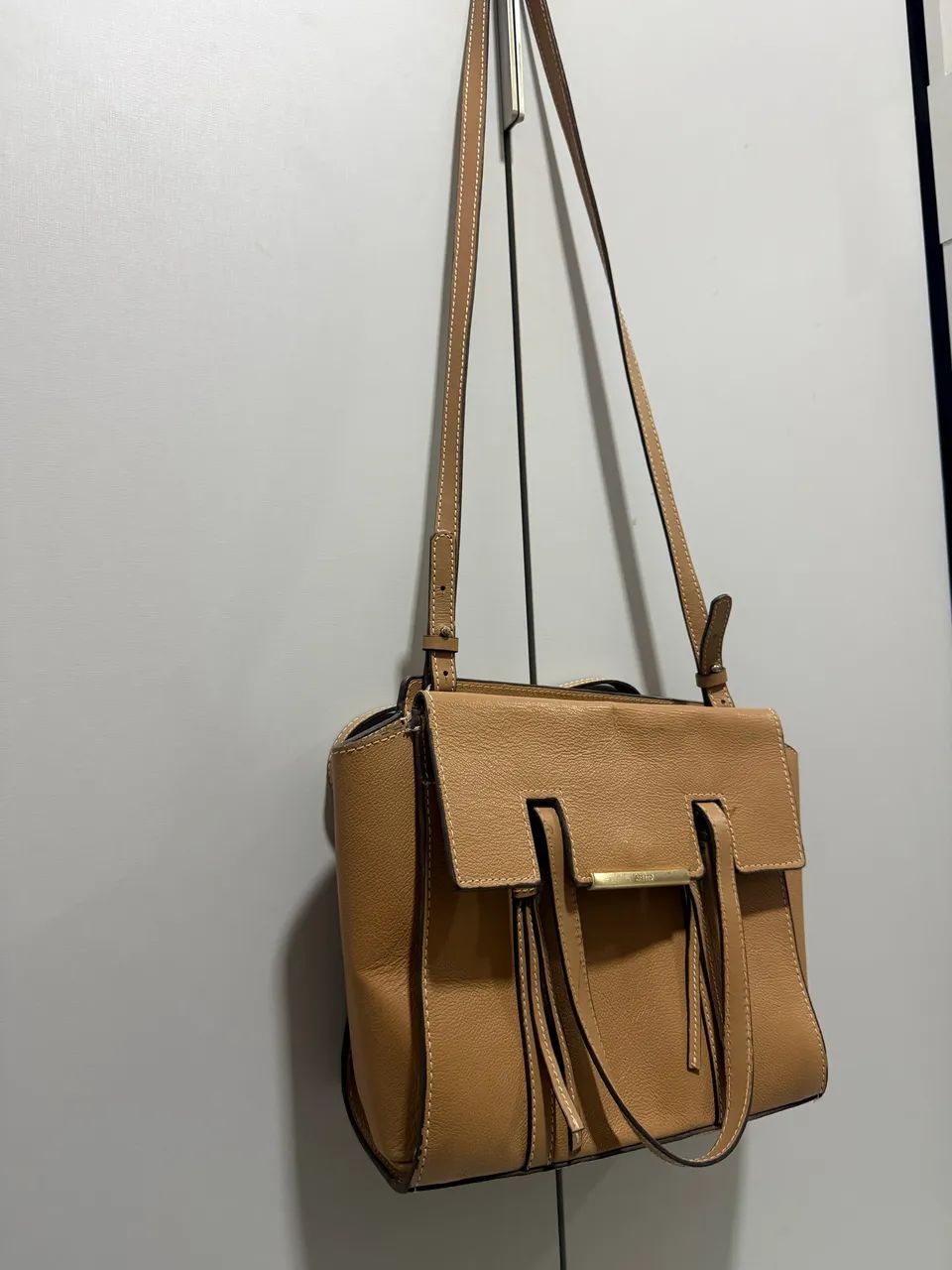 Bolsa Arezzo bege/caramelo em couro- original - Foto 3