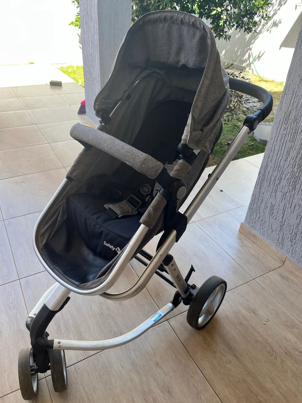 Carrinho de bebê tipo Moisés + bebê conforto  - Foto 2
