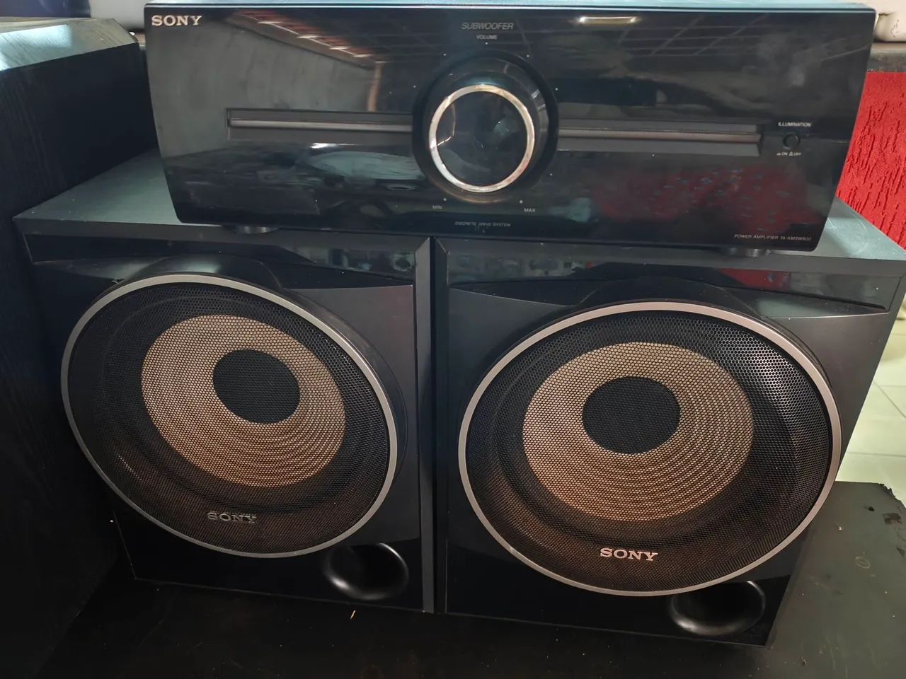 amplificador Sony e 2 subwoofer - Foto 4