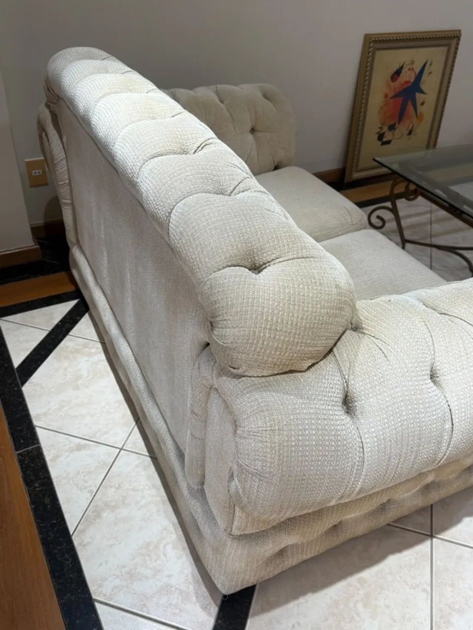 sofa dois lugares classico capitonê  - Foto 2