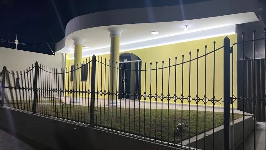 Imóvel comercial - 604m2 de terreno e 390m2 de construção - ZONA 04 MARINGÁ-PR - Foto 4