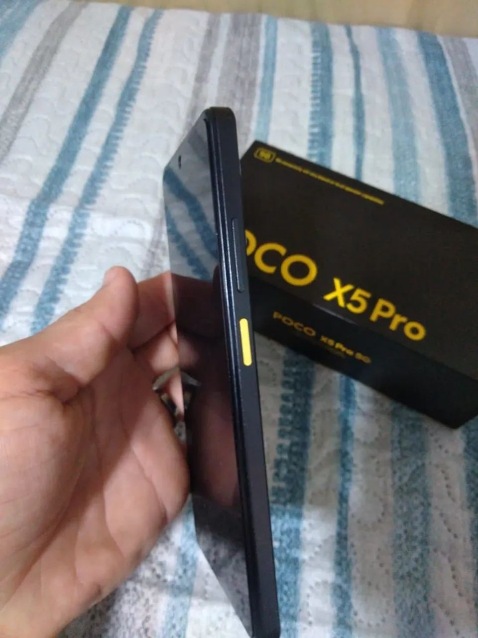 Xiaomi poco x5 pro 256 gb precisa trocar a entrada do chip  - Foto 2