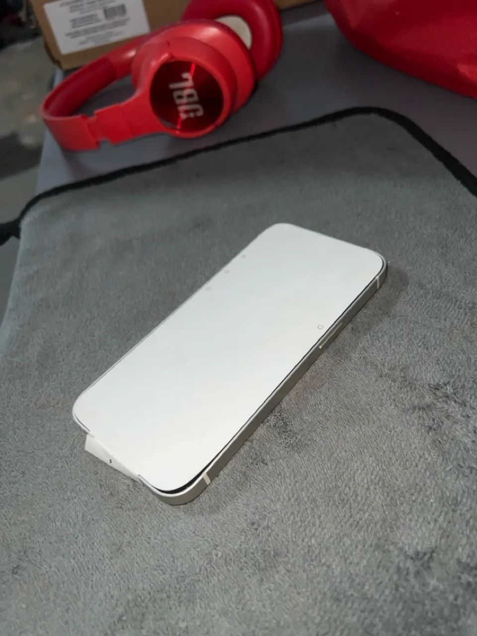 IPHONE 13 RETIRADA DE PEÇAS.