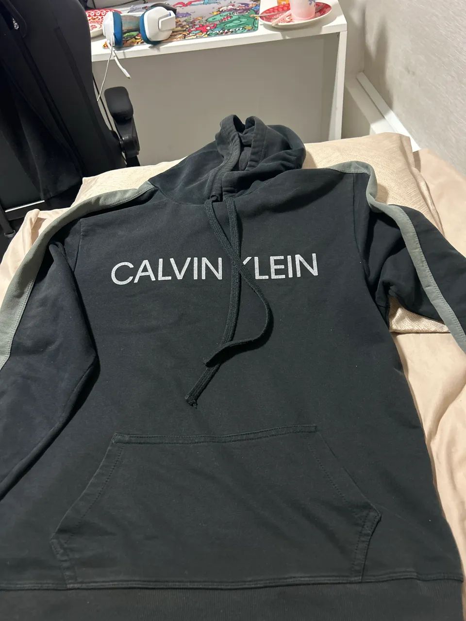 Moletom Calvin Klein tamanho M excelente 