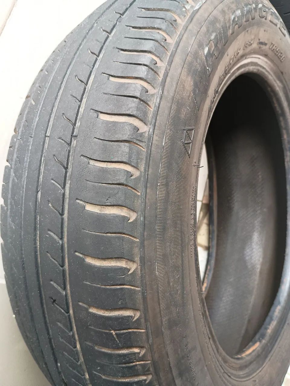 Pneu aro 15 usado - Foto 4