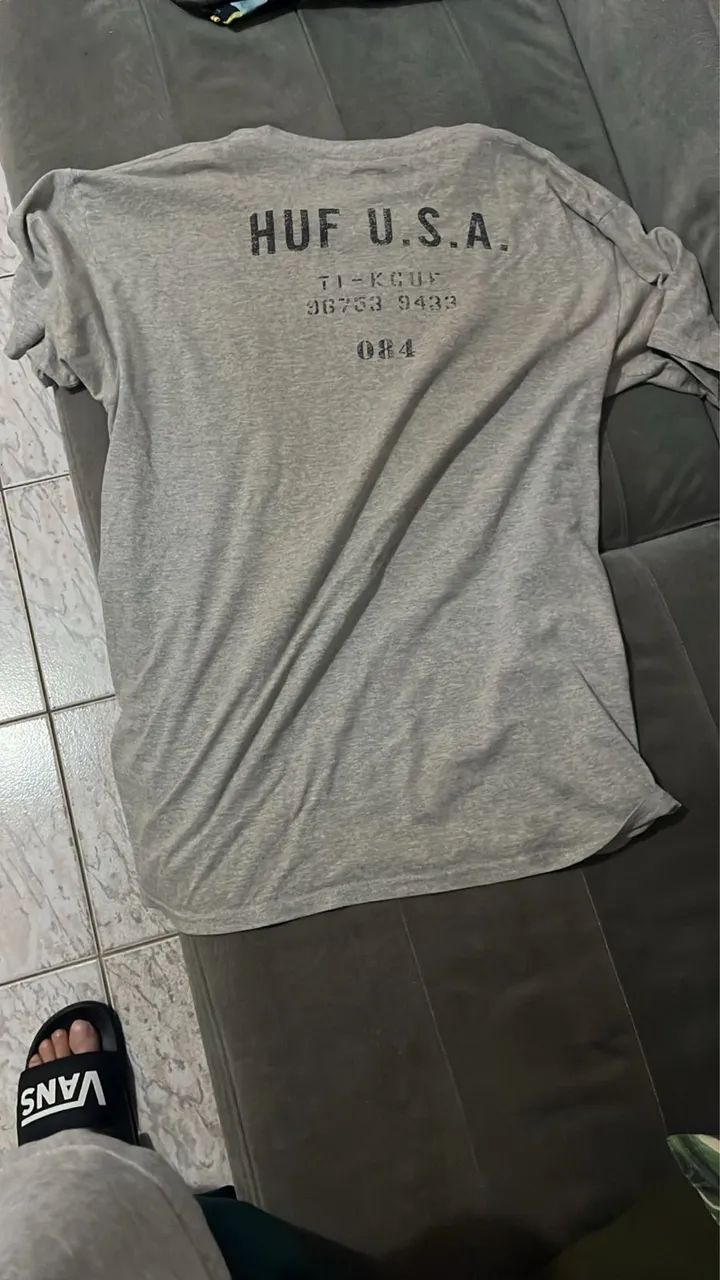 Camiseta huf cinza 
