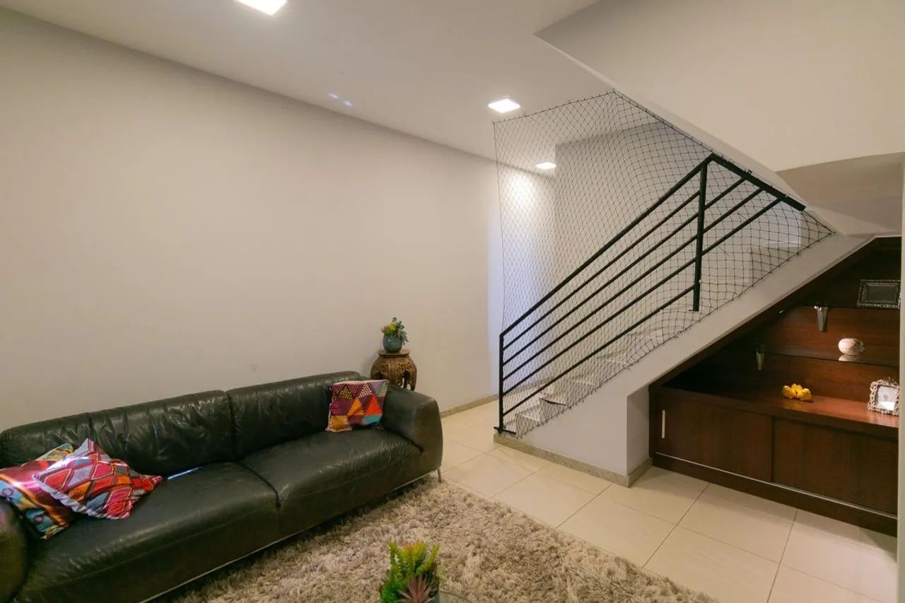 Casa à Venda - Floramar, 3 Quartos, 350 m2 - Foto 4