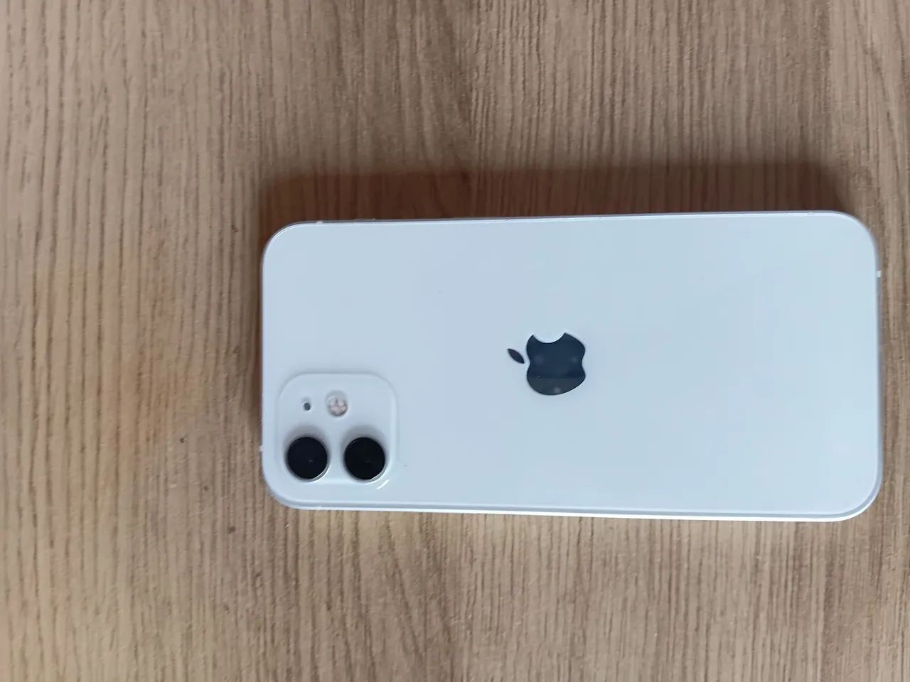 vende-se iPhone 12 