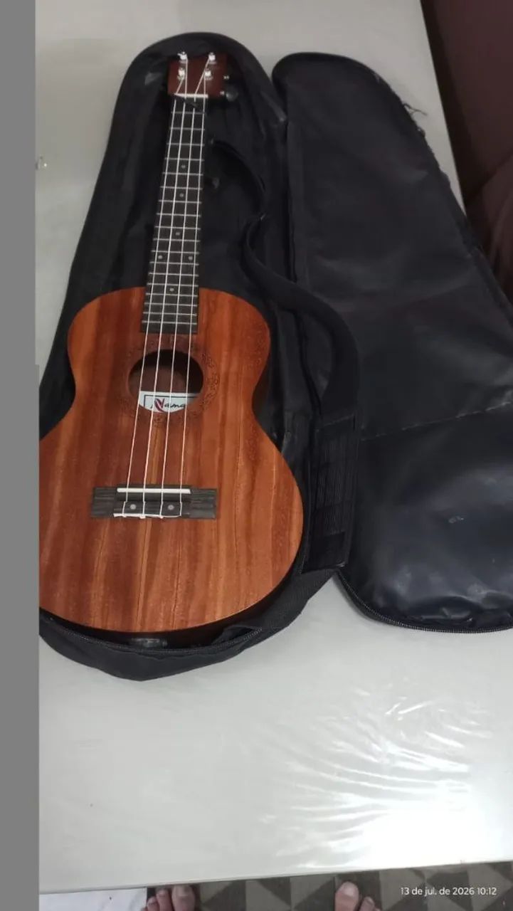 Ukulele tenor acústico  - Foto 3