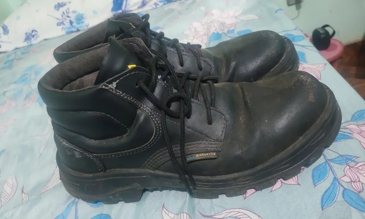 Doação bota 43 - Foto 4