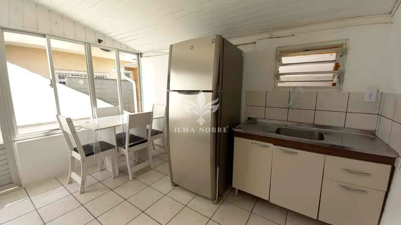 Kitnet mobiliada para aluguel no Centro Florianópolis com 23 m² - Foto 3