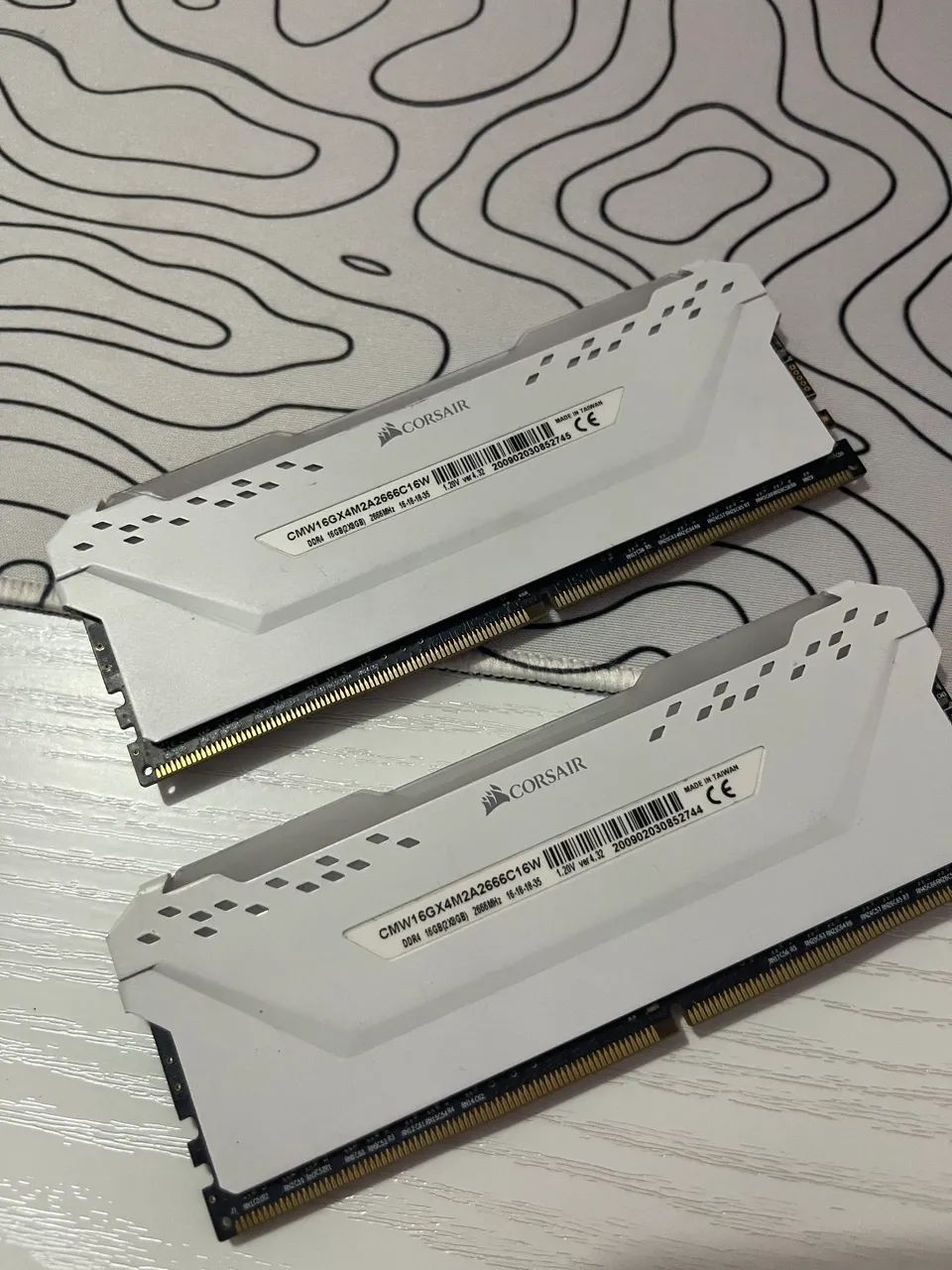 2x8Gb Corsair Vengeance Pro RGB - 2666Mhz - Envio OlxPay - Aceito cartão e Entrego - Foto 4