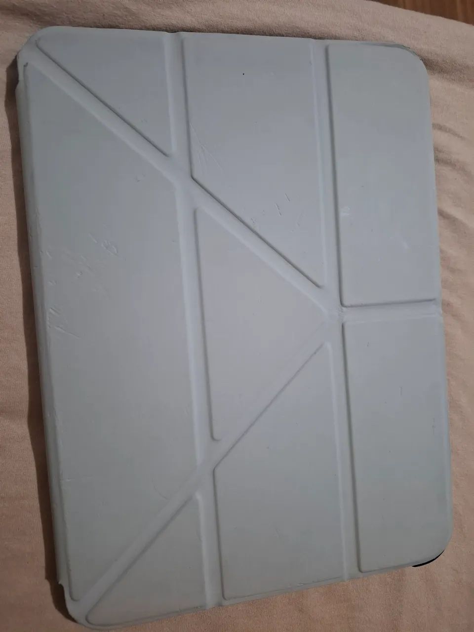 Vendo Ipad A16 bateria ótima 97% comprado fora do Brasil , com garantia até março de 2027 