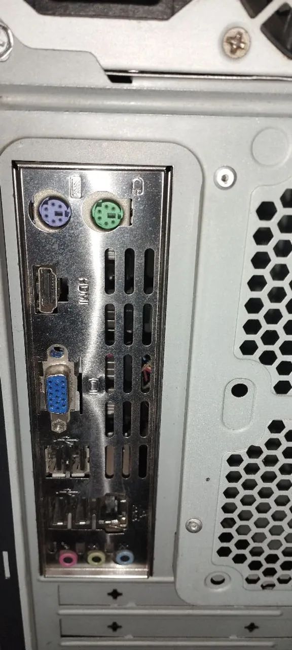 Pc core i3 3,30  windows11  4 ram HD 320 - Foto 4