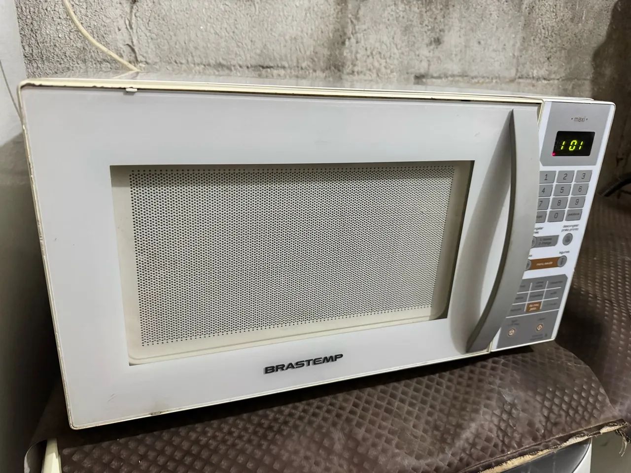 Microondas 31 litros Brastemp 