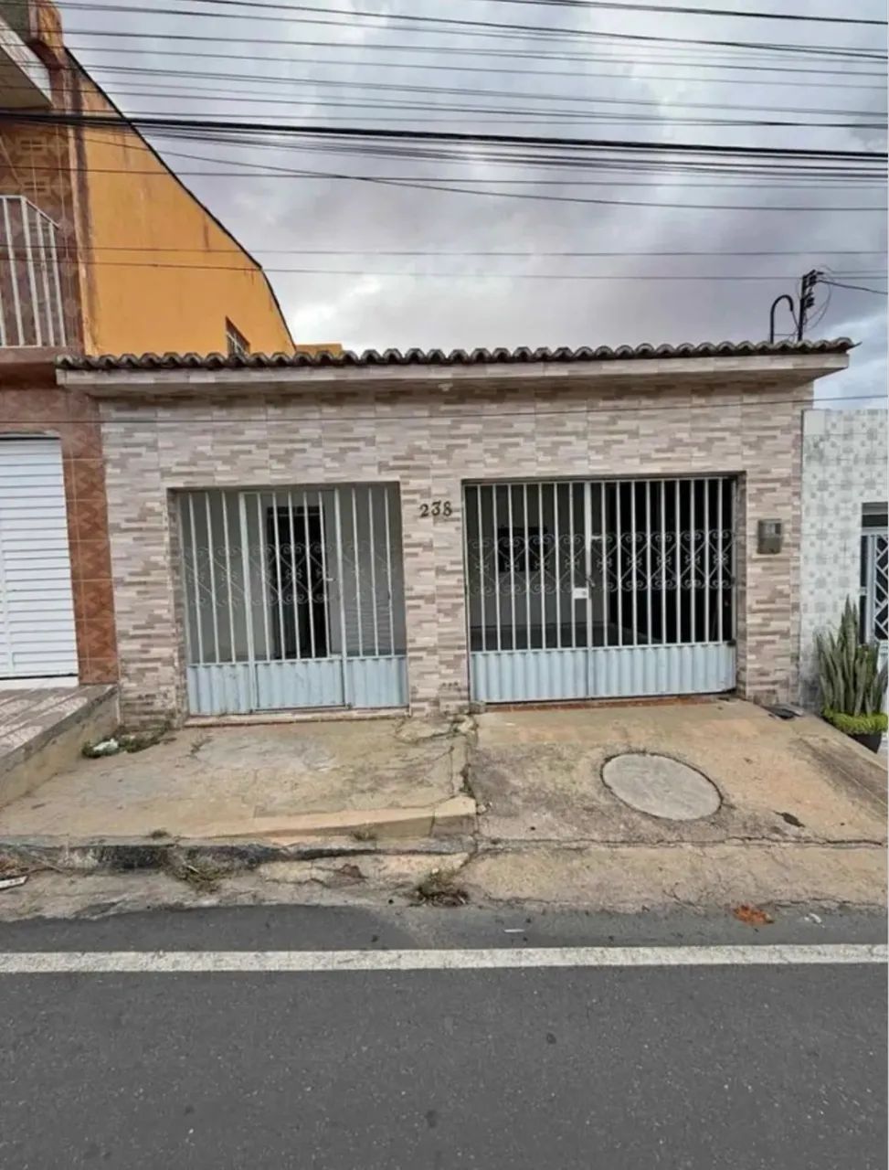 Casa à Venda 2 Quartos 1 Banheiro