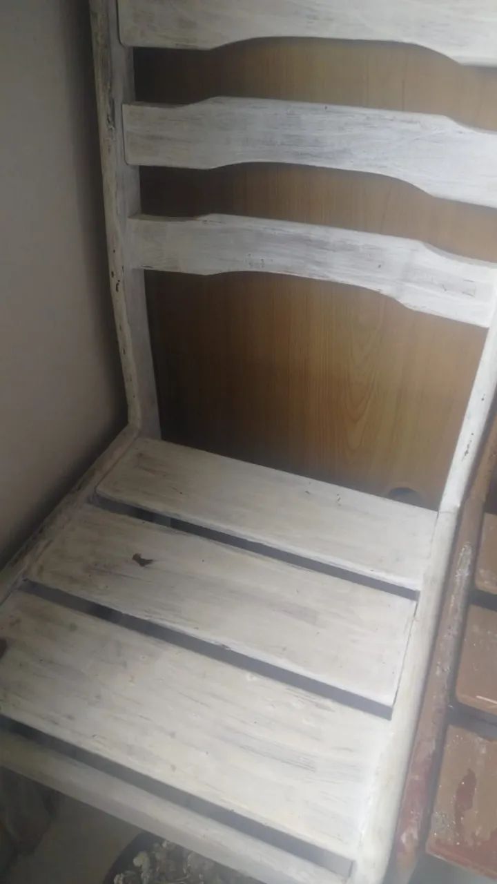 Mesa de jantar de madeira - Foto 2