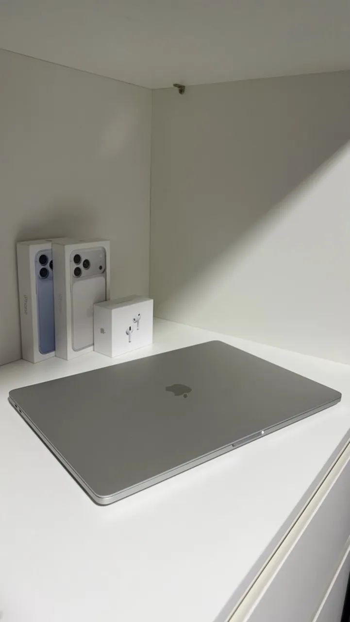 MacBook Pro 2019 i-9  - Foto 2