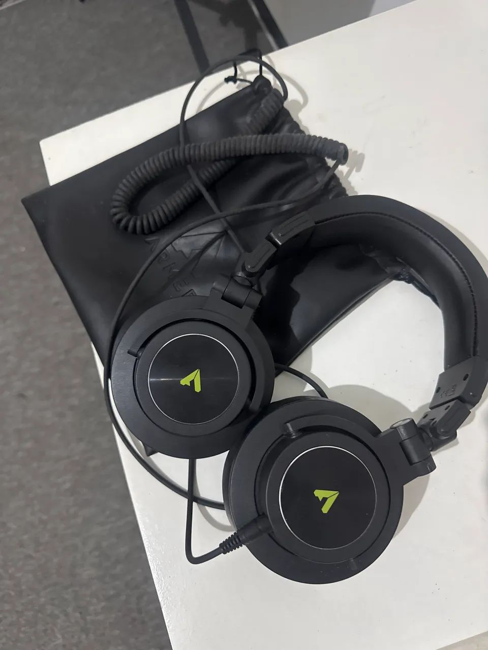 Fone profissional Armer SH550