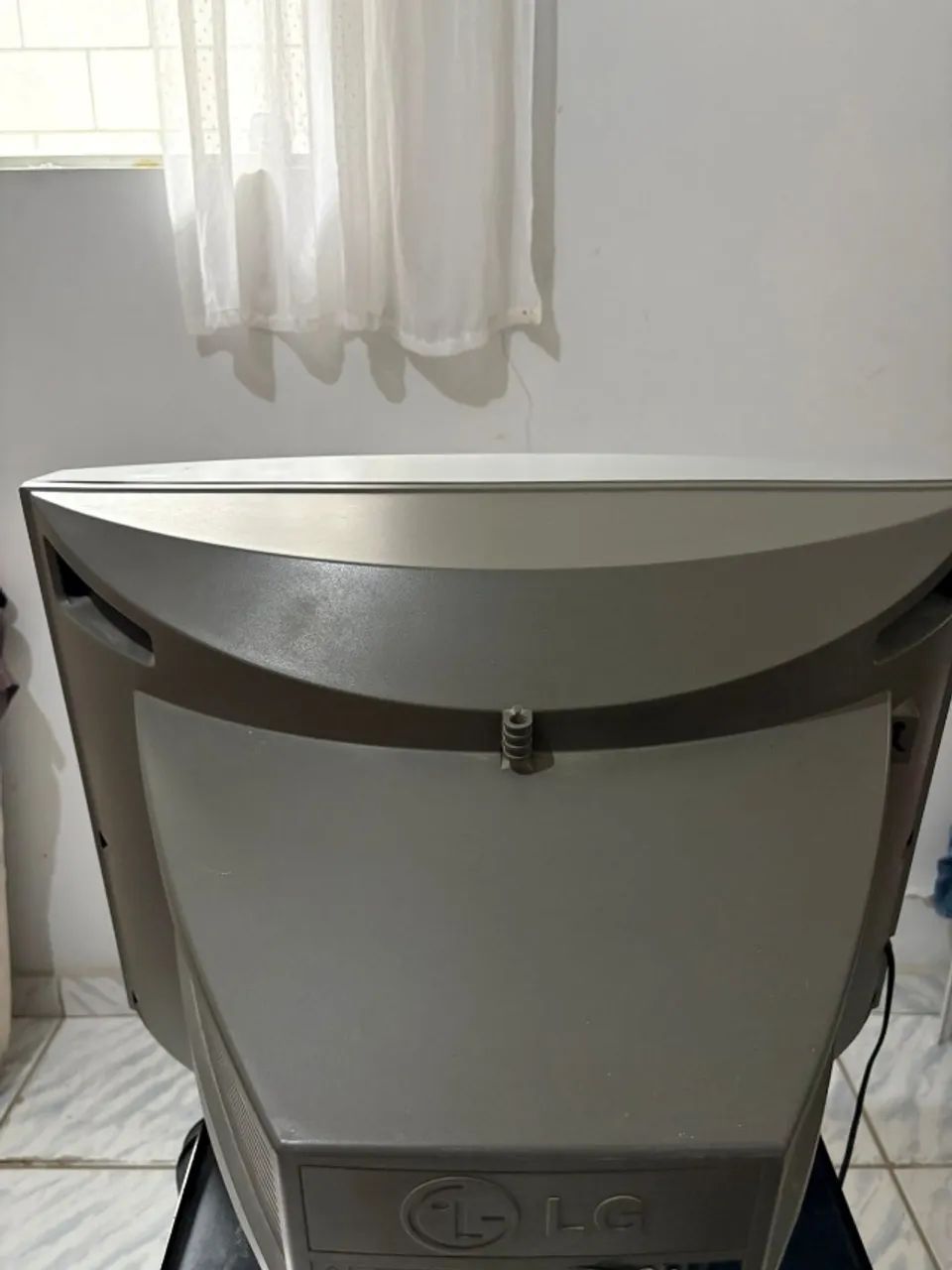 TV antiga (sem funcionamento) - Foto 2