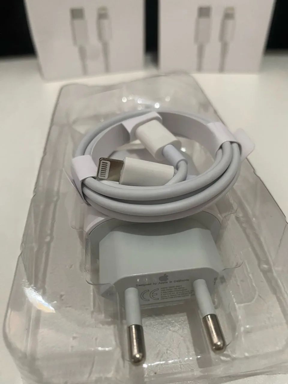Carregadores para iPhone novos na caixa  - Foto 2