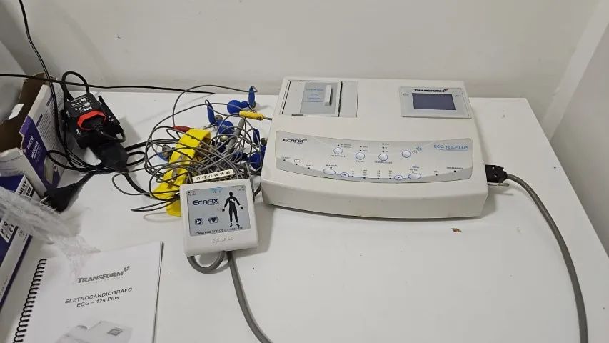 Eletrocardiografo ECG-12S PLUS Ecafix