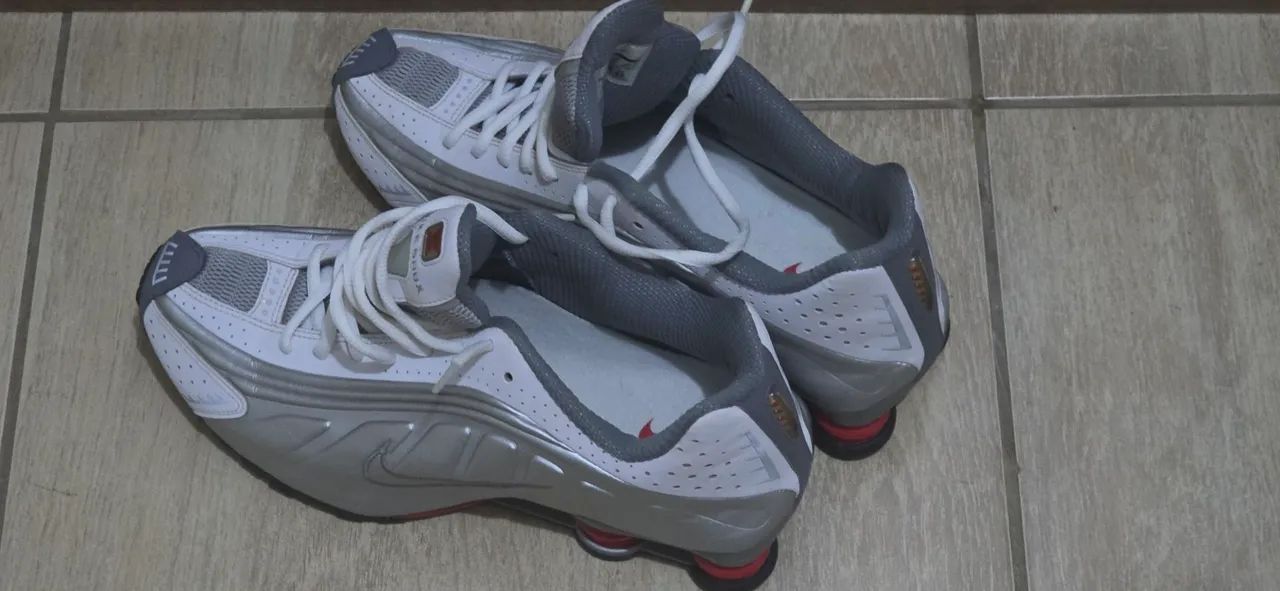 Tênis Nike Shox r4 original  - Foto 5