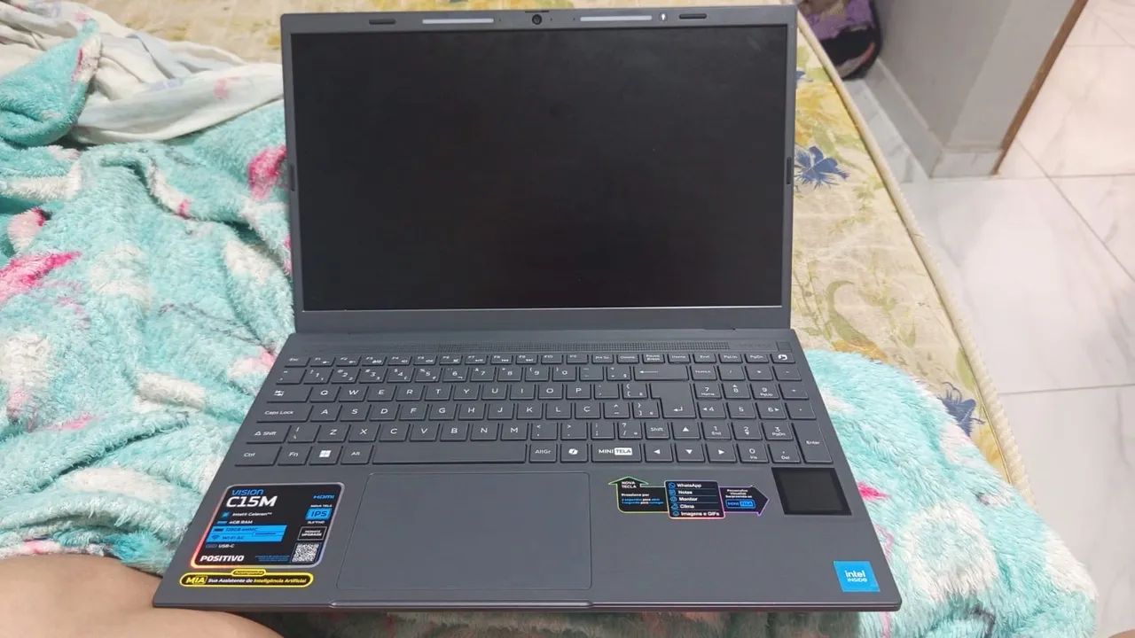 Notebook positivo novo, 4 meses de uso pra vende rápido  - Foto 3