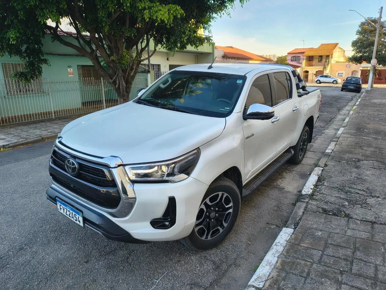 Toyota Hilux CD SRX 4X4 2.8 TDI 16V Diesel Aut. 2024 - Foto 4