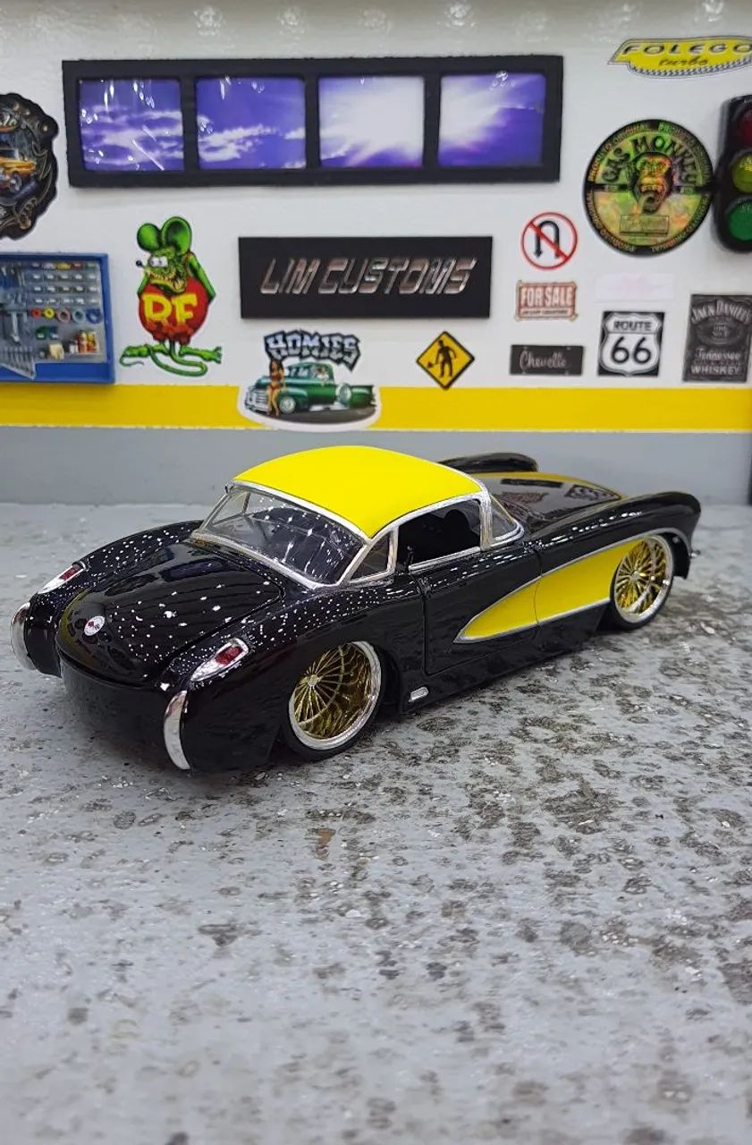 幻　JADATOYS 57 CORVETTE　WAVE11 Miniatura jada toys 1:24 - Chevrolet Corvette 1957 Custom