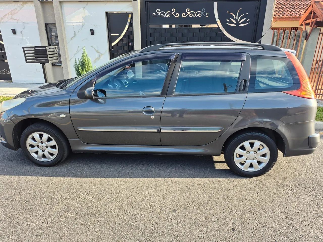 Peugeot 207 2012