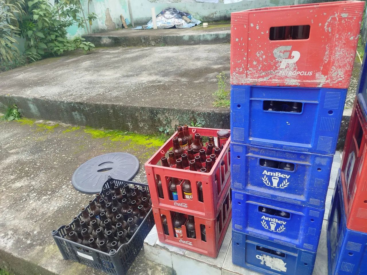 Lote de engradados de cerveja completos - Foto 3