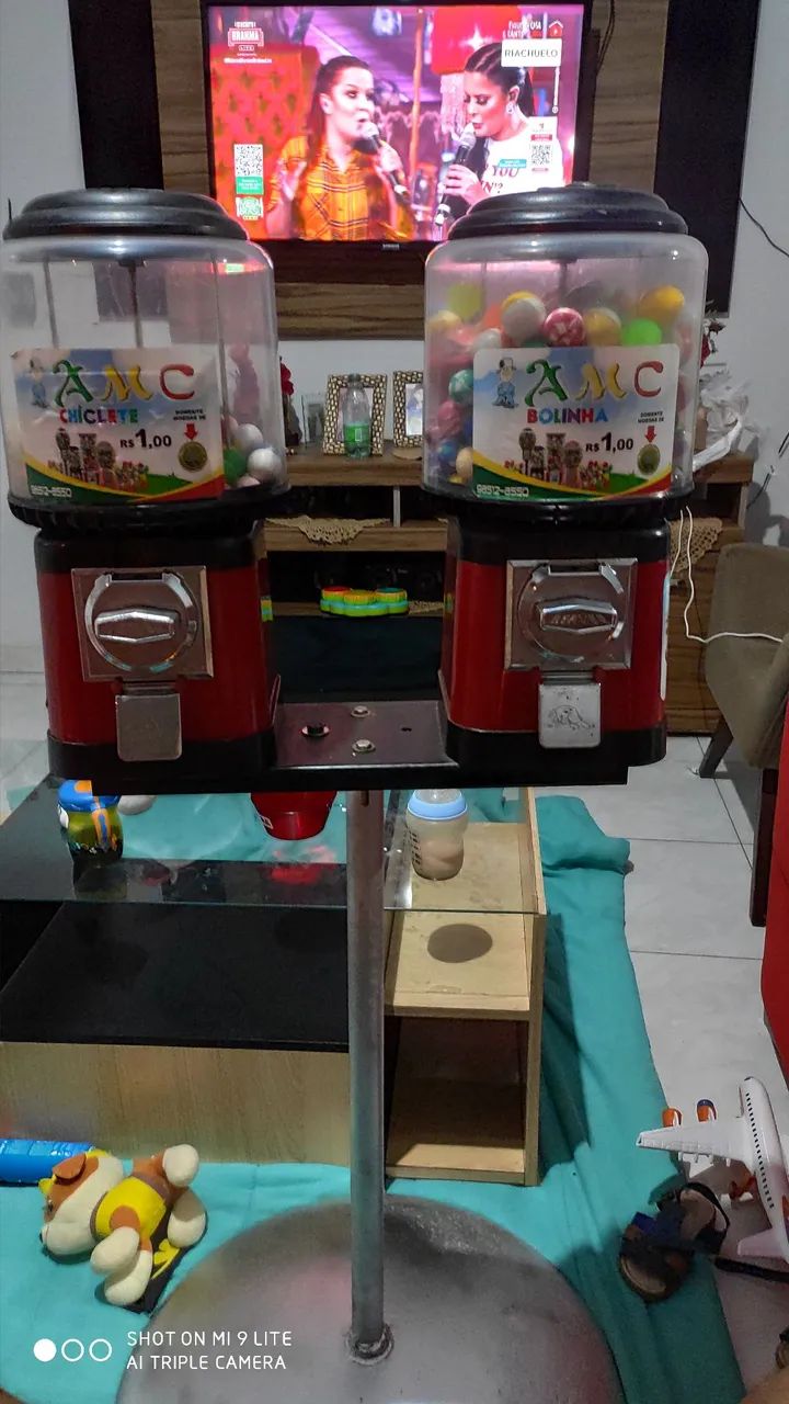 Máquinas bolinha e chiclete 