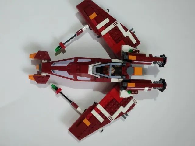 Lego Star Wars 9497 Republic Striker Class Starfighter - Foto 3
