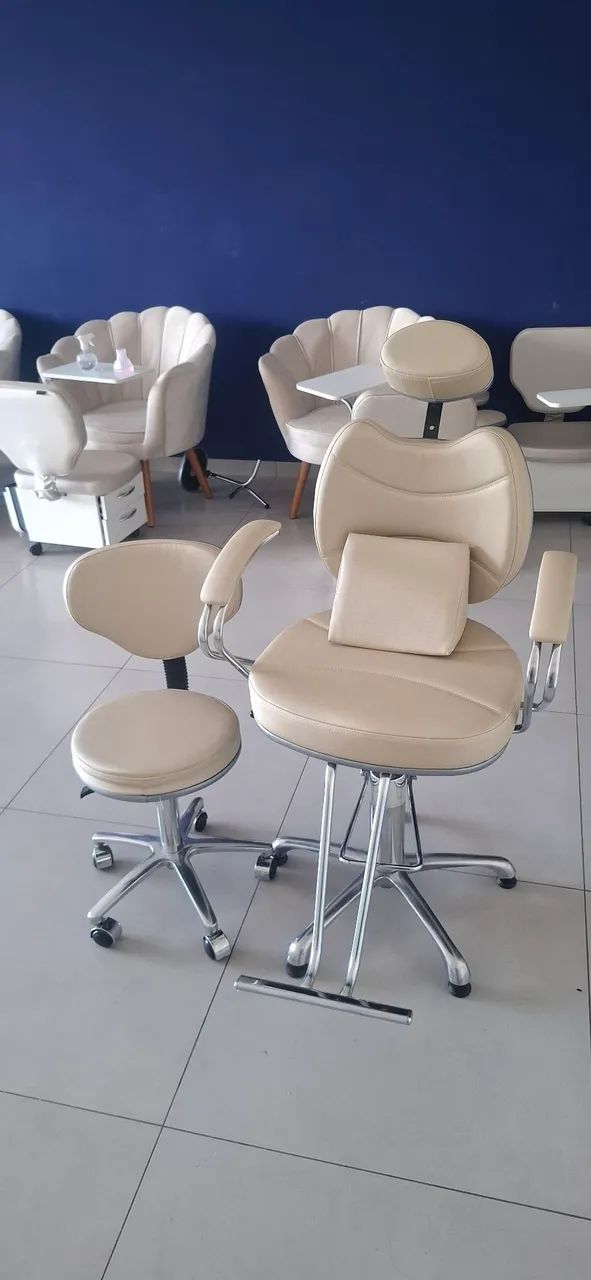 Cadeira Reclinável para sobrancelhas e make