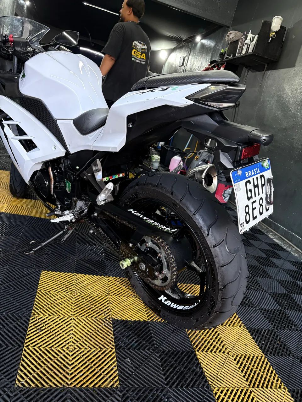Kawasaki Ninja 300 - Foto 4