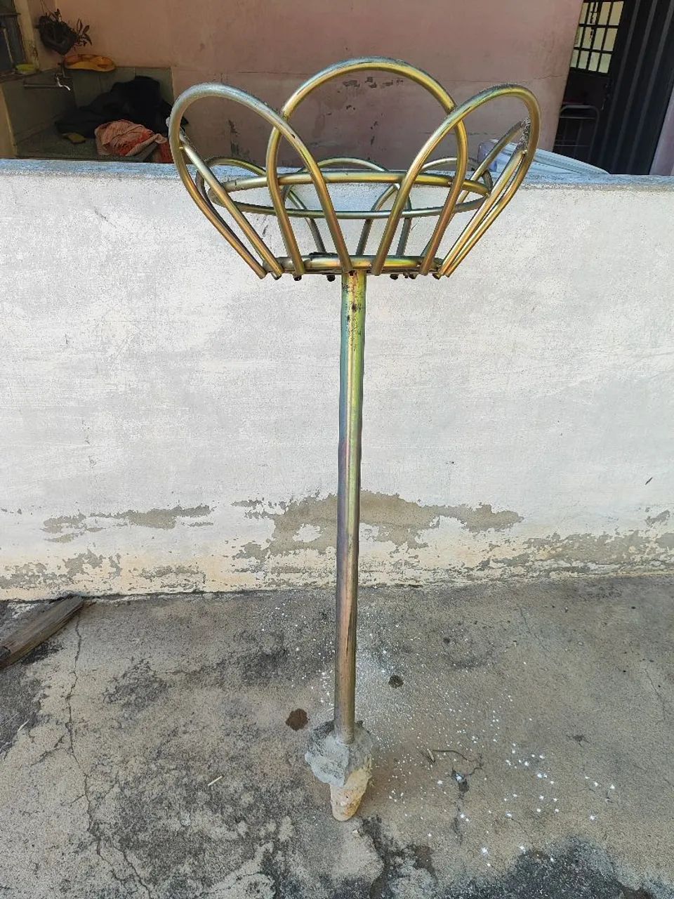 Lixeira de metal