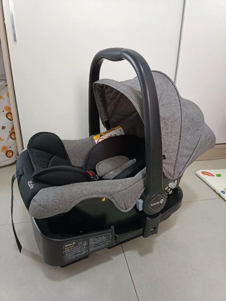 Bebê conforto Safety 1st com base veicular 